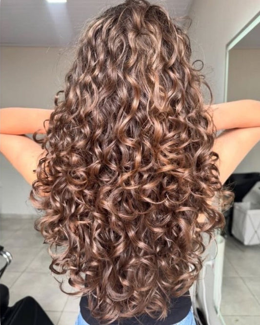 Defined glossy curls hair inspiration