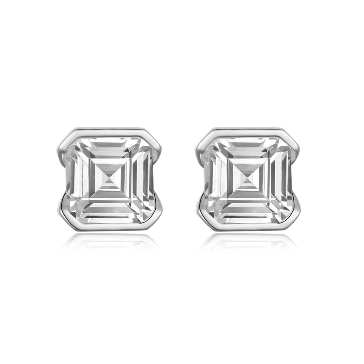 Laurance Étoile oorknopjes, 925 zilver, 18k verguld met lab-grown moissaniet